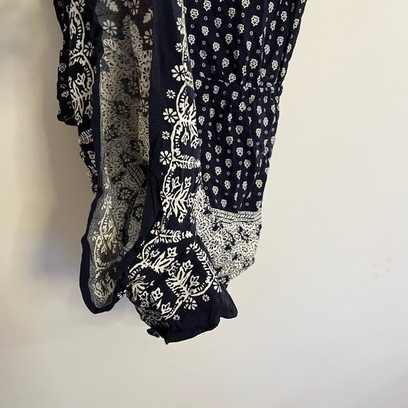 5/20$ Garage Navy Blue Boho Patterned Spaghetti Strap Onepiece size Small - Picture 3 of 5